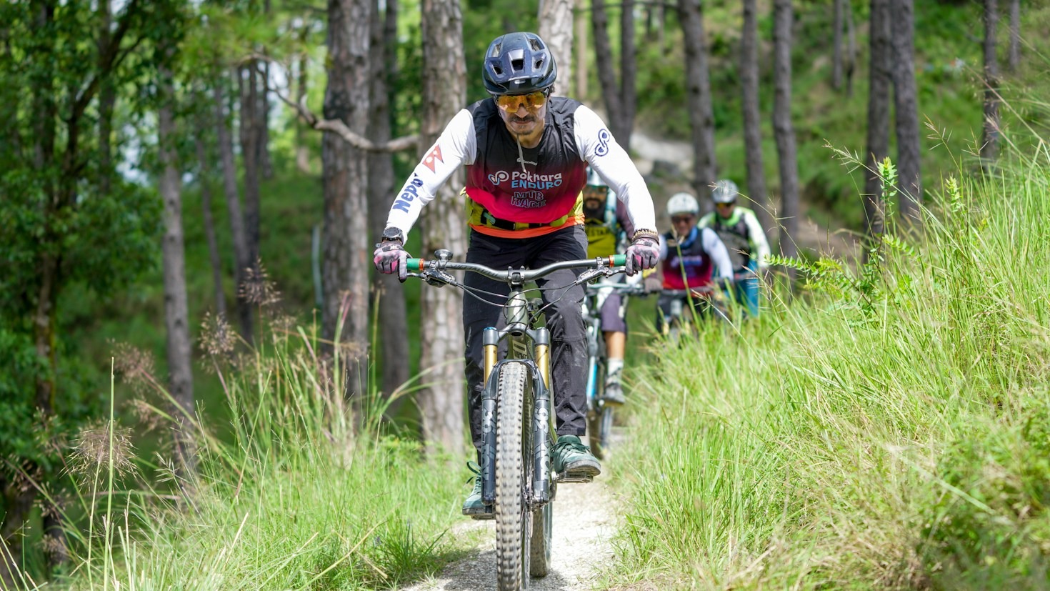 Rehabilitacja przez sport: Historie naszych podopiecznych z tras